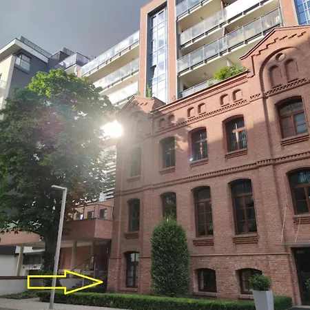 Port Praski Free Parking 바르샤바