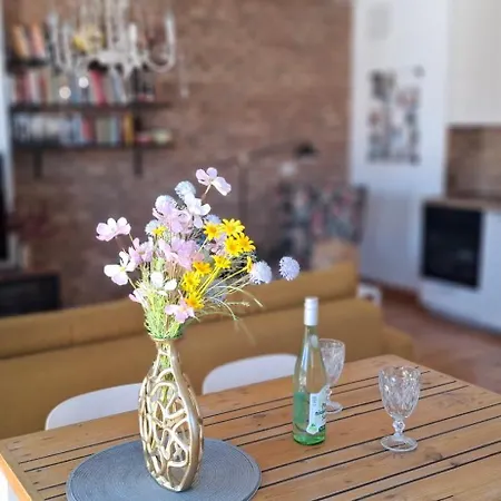 Port Praski Free Parking *