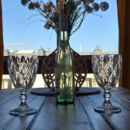 Port Praski Free Parking